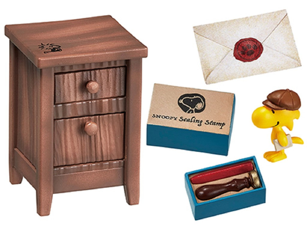 Re-ment Miniature Peanuts Snoopy's Vintage Writing Room -  No.5